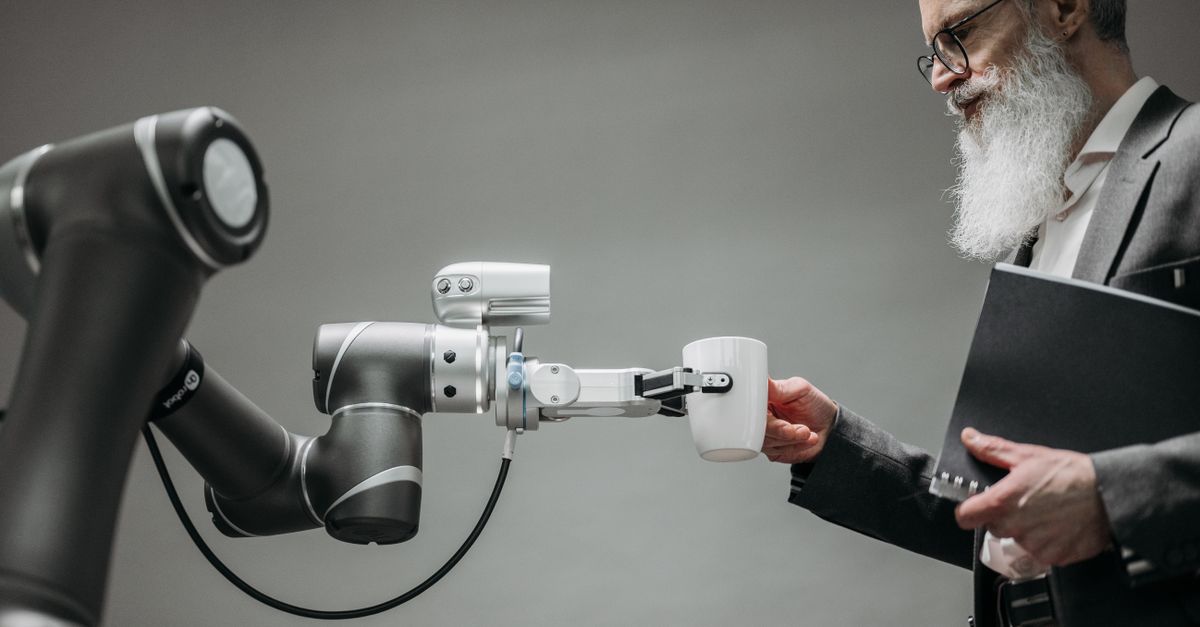 Automate business processes <em>with AI</em>